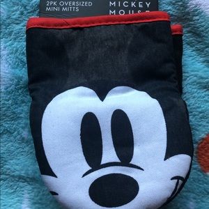 ‼️MICKEY MOUSE OS MINI MITT‼️